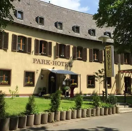 Parkhotel מלון