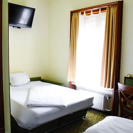 فندق Parkhotel 3*