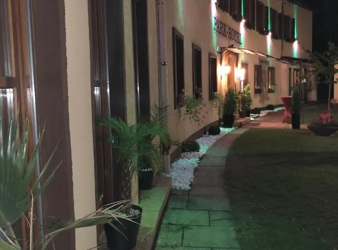 Parkhotel מלון זירנדורף